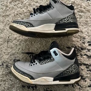 Jordan Athletic Shoes in Gray and Black